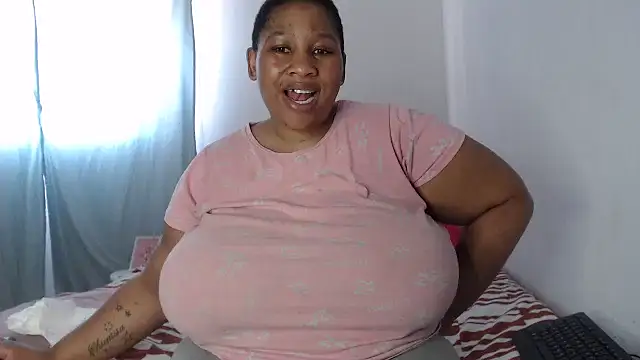 PIXIEBITCHXXX26 online show from 10.24.25