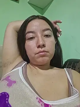 annyaparis online show from 10.31.25