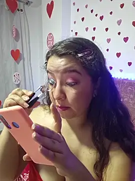 Snapshot of annyaparis chatting on 02.12.26 annyaparis online show from 02.12.26