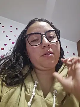 Snapshot of annyaparis chatting on 02.18.26 annyaparis online show from 02.18.26