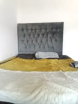 MissBubbles04 online show from 10.14.25