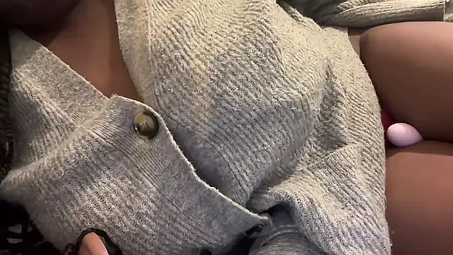 nanaisbackk online show from 10.11.25