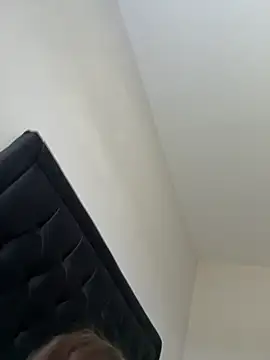 Snapshot of Victoria6989 chatting on 10.06.25 Victoria6989 online show from 10.06.25