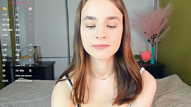 JinnyMcie online show from 04.03.26