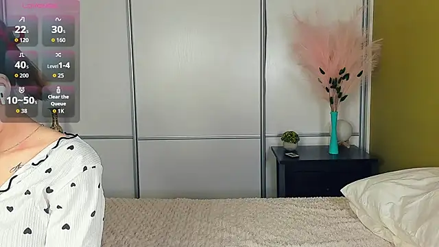 JinnyMcie online show from 04.29.26