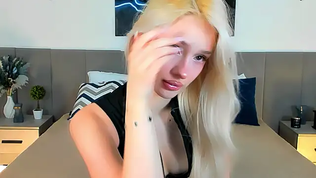 SugarWhisper online show from 03.07.26