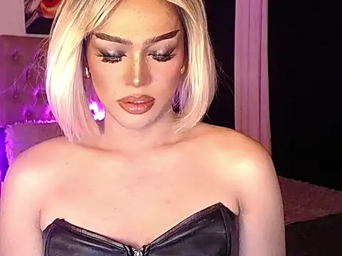 Snapshot of Kessey_Herera chatting on 02.06.26 Kessey Herera online show from 02.06.26