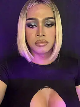 Snapshot of Kessey_Herera chatting on 02.14.26 Kessey Herera online show from 02.14.26