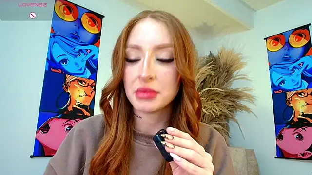 Bennuluspeach  online show from 04.13.26