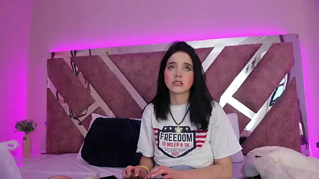 MeganR  online show from 01.17.26