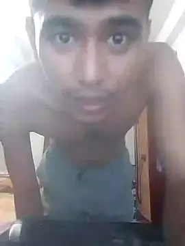 Snapshot of amanWildstalion chatting on 10.04.25 amanWildstalion online show from 10.04.25