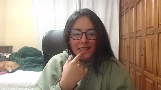 Venus cat  online show from 04.17.26