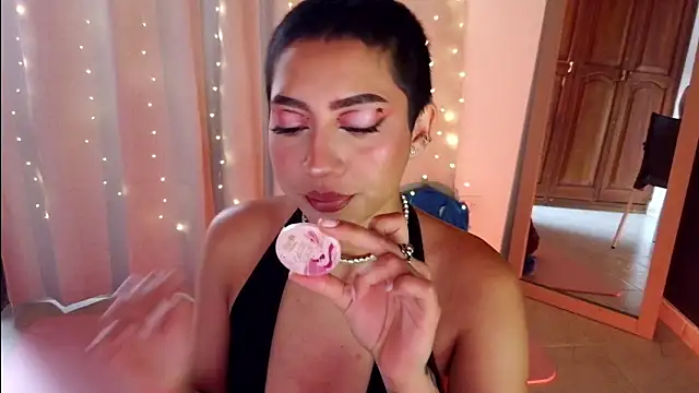 emma web  online show from 03.05.26