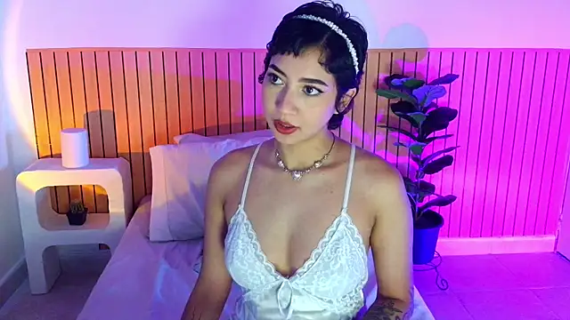 emma web  online show from 07.03.26