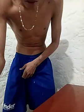 Snapshot of mazo18 chatting on 10.22.25 mazo18 online show from 10.22.25