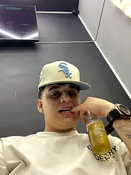 Snapshot of jeff2995_ chatting on 11.08.25 jeff2995 online show from 11.08.25