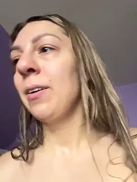 AmberLustXXX online show from 11.30.25