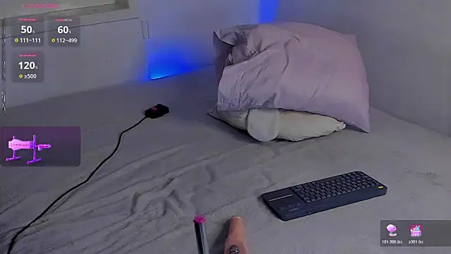 Snapshot of Alejarossi chatting on 02.23.26 Alejarossi online show from 02.23.26