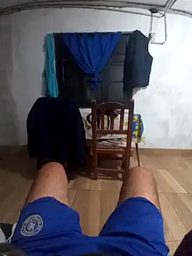 Snapshot of Eltorta214 chatting on 04.15.26 Eltorta214 online show from 04.15.26