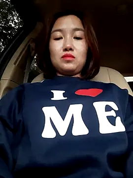 Snapshot of Zun_121 chatting on 11.01.25 Zun 121 online show from 11.01.25