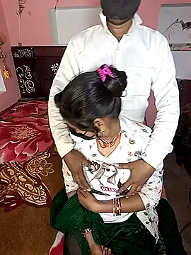 Snapshot of Neelam-baby1 chatting on 12.20.25 Neelam-baby1 online show from 12.20.25