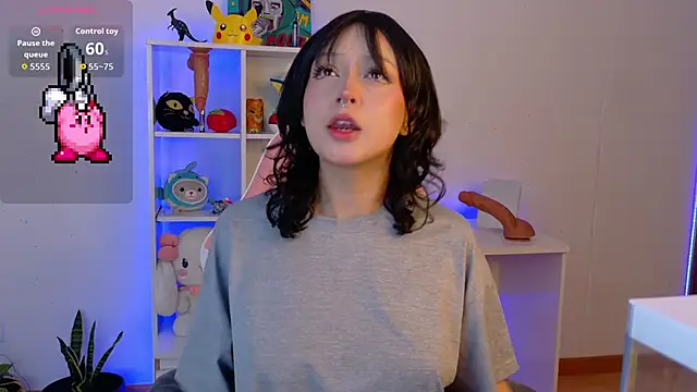 Sallie Doll online show from 10.22.25