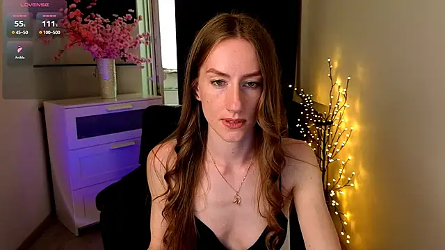 Snapshot of GoldenRose_ chatting on 06.03.26 GoldenRose online show from 06.03.26