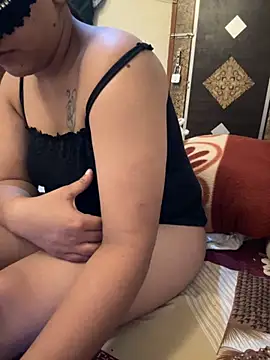 Snapshot of moonlight_289 chatting on 11.19.25 moonlight 289 online show from 11.19.25