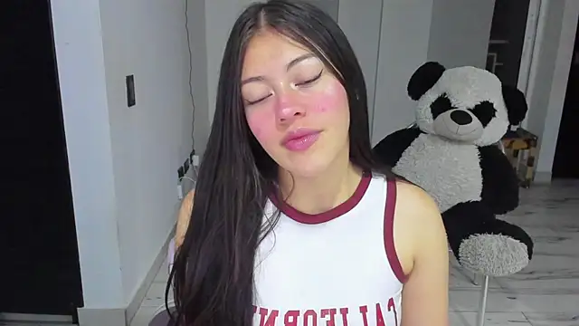 Snapshot of amazingloren999 chatting on 11.05.25 amazingloren999 online show from 11.05.25