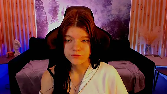 Snapshot of StasyaCollins chatting on 10.24.25 StasyaCollins online show from 10.24.25