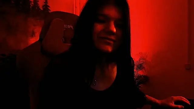 Snapshot of StasyaCollins chatting on 12.16.25 StasyaCollins online show from 12.16.25