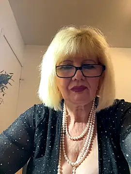 Snapshot of BoloshkaBlonda chatting on 11.07.25 BoloshkaBlonda online show from 11.07.25