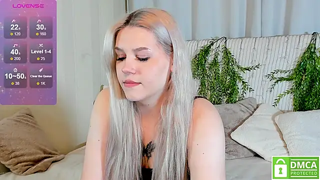 Snapshot of Malisha_kiss chatting on 11.26.25 Malisha kiss online show from 11.26.25