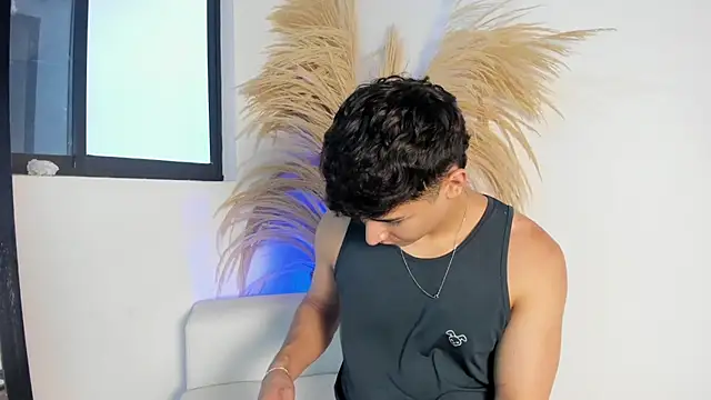 Thiago Connor21 online show from 11.07.25