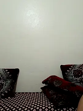 Snapshot of Miss-Queen chatting on 10.31.25 Miss-Queen online show from 10.31.25