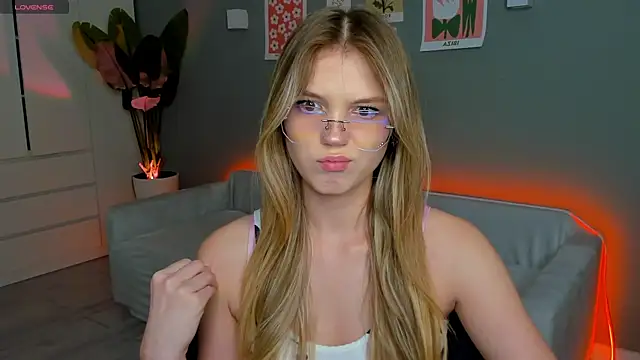 linakorvin online show from 11.29.25