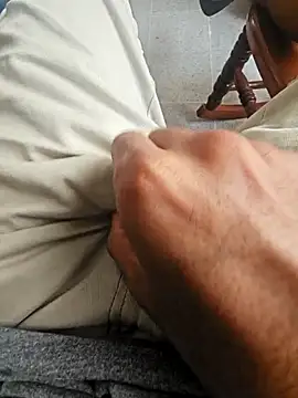 flakito1530 online show from 10.28.25