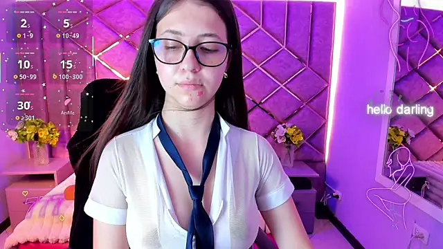 sarah sweett  online show from 06.06.26