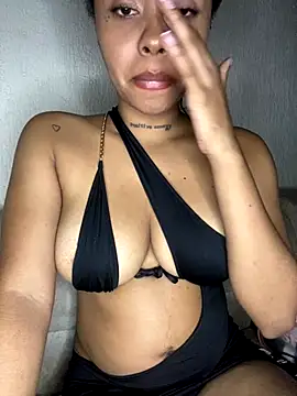 Snapshot of Itanydiorr chatting on 12.03.25 Itanydiorr online show from 12.03.25