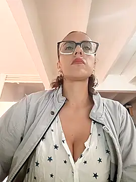 Jade 1-9 online show from 02.24.26