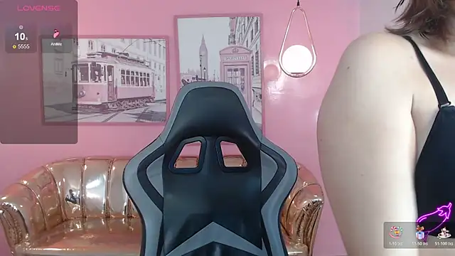 mia foster t online show from 12.21.25