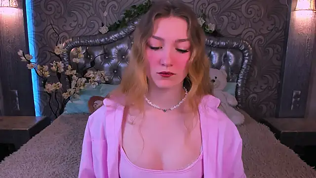 AngelAnabelle online show from 02.08.26