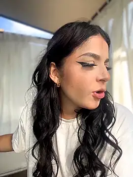 Snapshot of ArieliciousXXX chatting on 03.07.26 ArieliciousXXX online show from 03.07.26