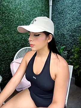 Snapshot of ArieliciousXXX chatting on 03.24.26 ArieliciousXXX online show from 03.24.26