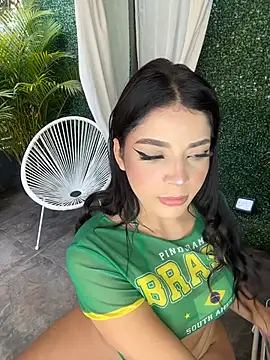 Snapshot of ArieliciousXXX chatting on 03.28.26 ArieliciousXXX online show from 03.28.26