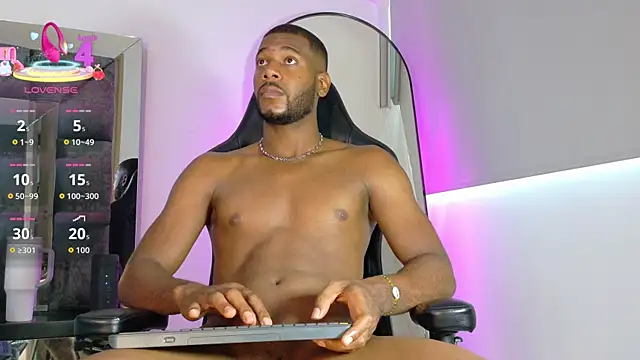 johnjaguar1  online show from 04.12.26