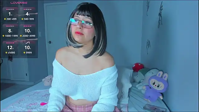 Miaengels  online show from 02.27.26