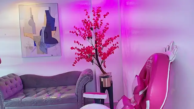 Snapshot of Summer_miller chatting on 02.10.26 Summer miller online show from 02.10.26