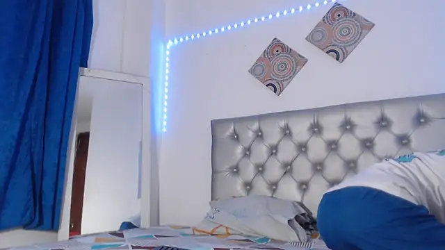 Snapshot of Dark_stallionX chatting on 11.16.25 Dark stallionX online show from 11.16.25