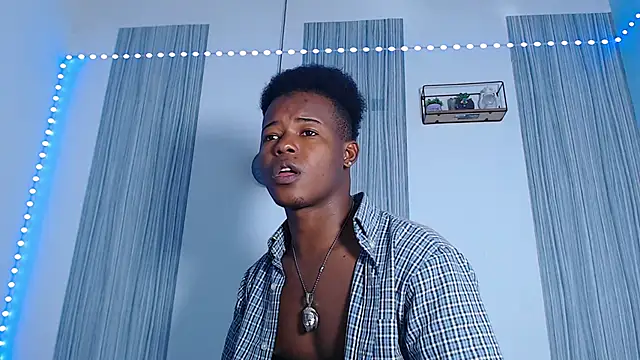 Snapshot of Dark_stallionX chatting on 12.02.25 Dark stallionX online show from 12.02.25